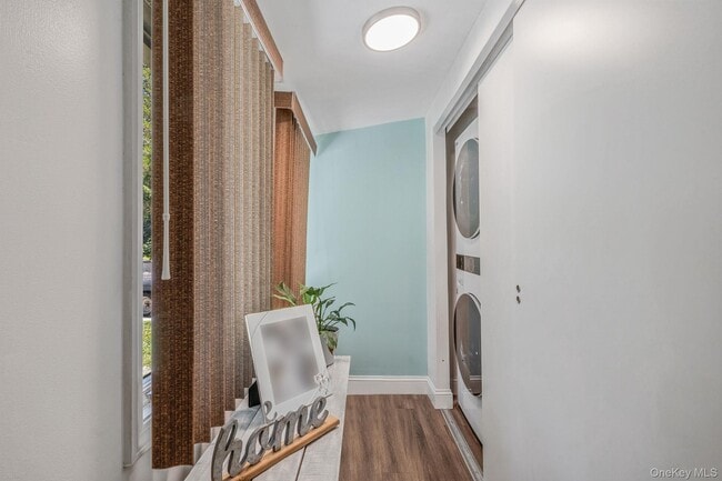 Photo - 10 Community Rd