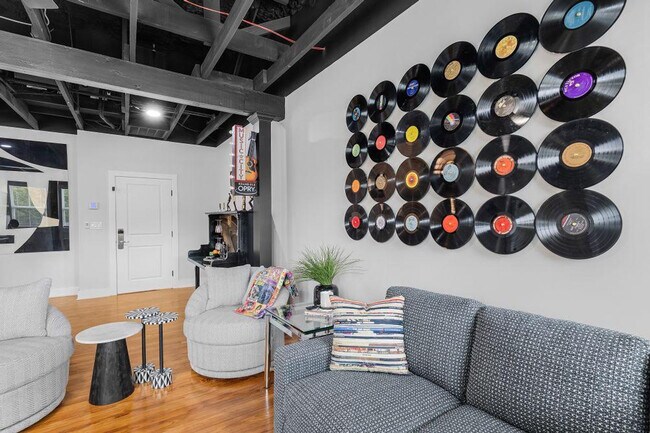 Photo - 156 Camellia St Unit ID1267002P