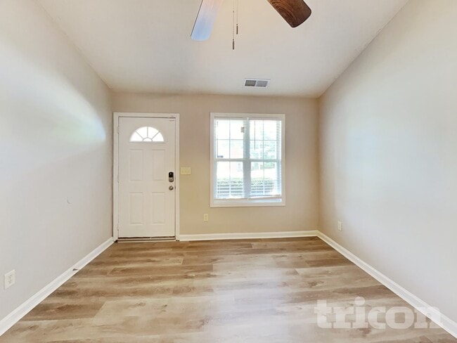 Photo - 82 Pinnacle Point Way