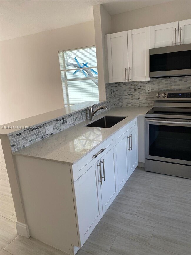 Photo - 14102 SW 120th Ct House