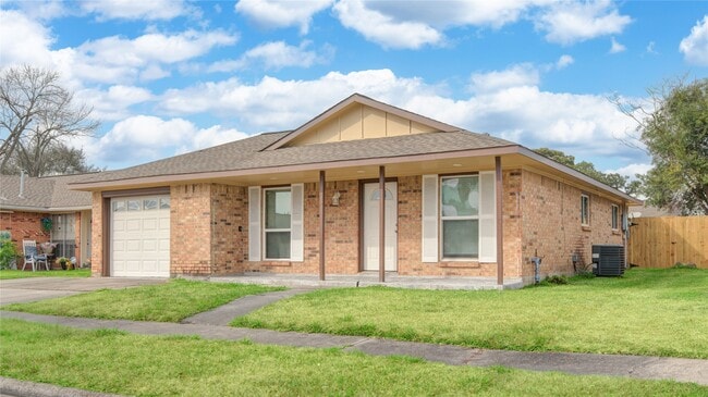 Photo - 1411 Kappa St