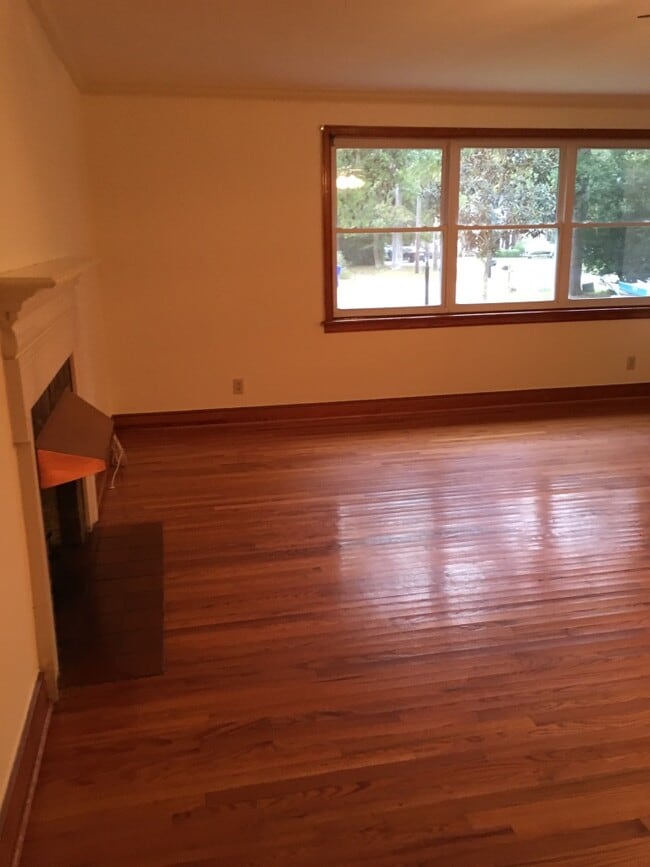 Photo - 426 Hobcaw Dr