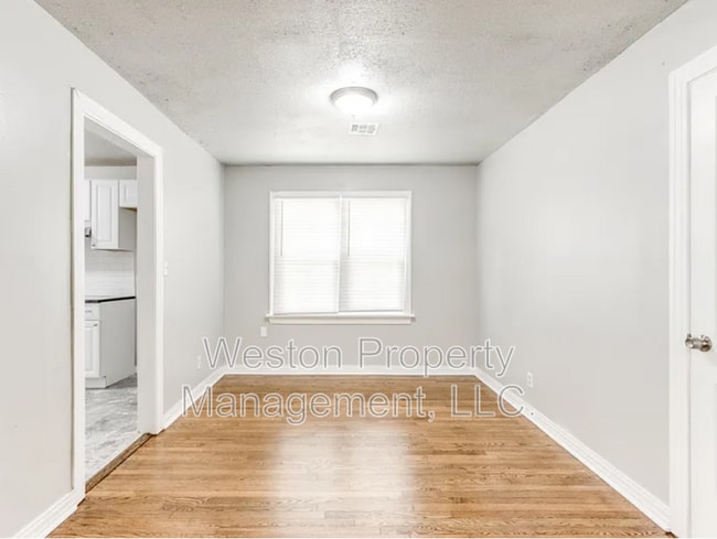 Photo - 1217 NE 43rd St