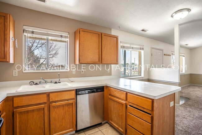 Photo - 166 N 400 W St Unit 21