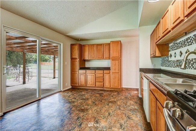 Photo - 19670 SE 259th St