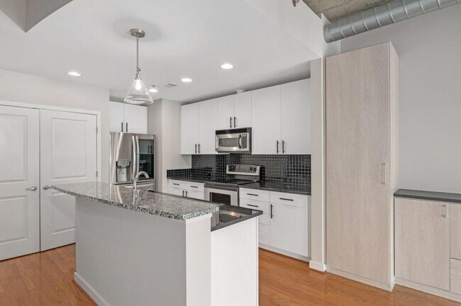 Photo - 250 Pharr Rd NE Unit 1602