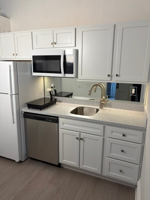 Building Photo - 37841 Euclid Ave Unit 1W