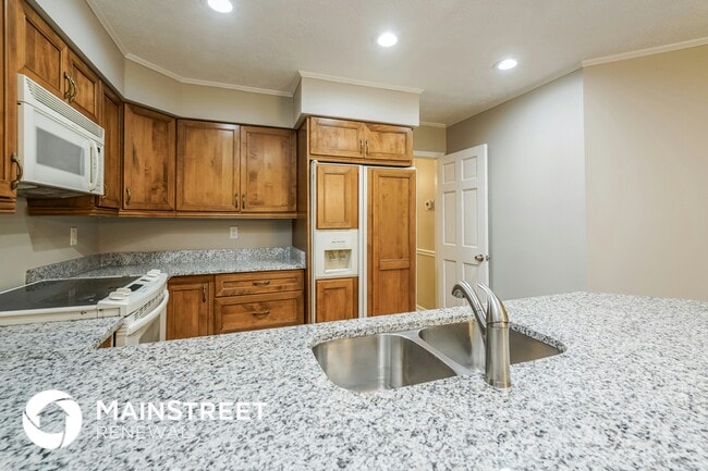 Photo - 130 Wilmington Ln