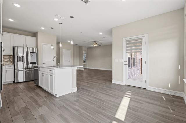 Photo - 9922 Michael Irvin St