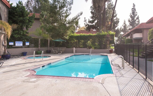 Windwood Apartments