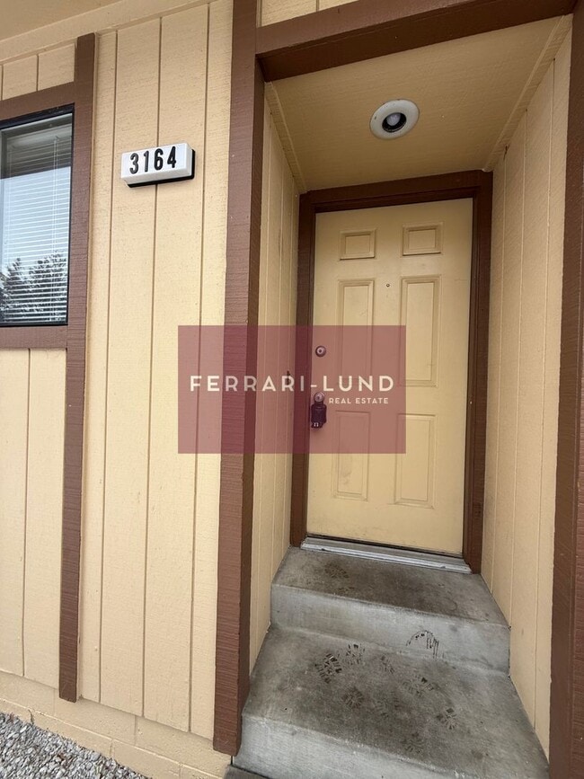 Photo - 2 Bed / 1.5 Bath Townhome – Central Sparks Near Baring Blvd - Kay DeAlba Property!!