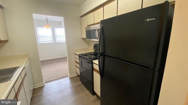 Photo - 8601 Falls Run Rd Unit I