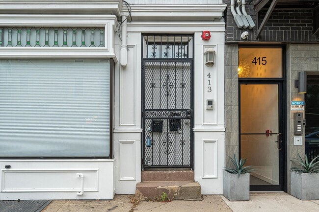 Building Photo - 413 Monmouth St Unit 2 Rental