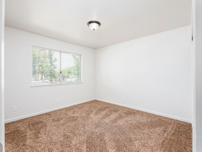 Photo - 701 S Encina St