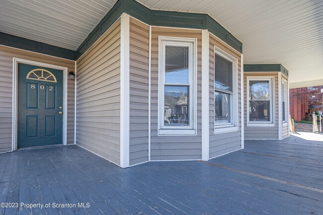 Photo - 802 Quincy Ave