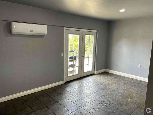 Building Photo - 38220 Trifone Rd Rental