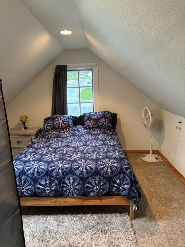 Photo - Fully Furnished 1 bed on the Columbia River