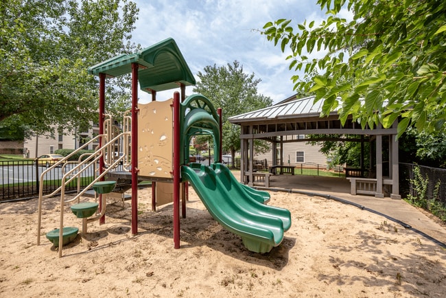 The Grove Apartments