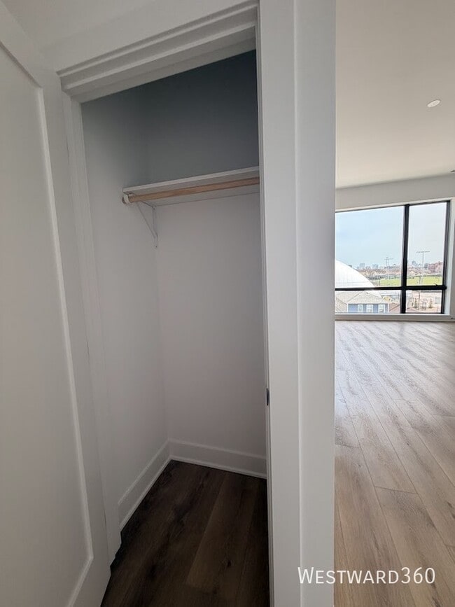 Photo - 1320 S Ashland Ave Unit 301