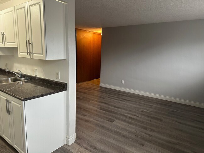 Photo - 200 Park Rd N Unité 101