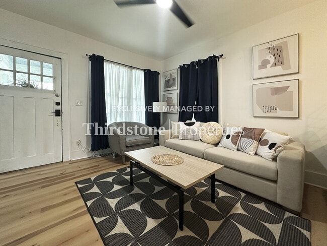 Photo - 2518 Dellwood Ave Unidad A
