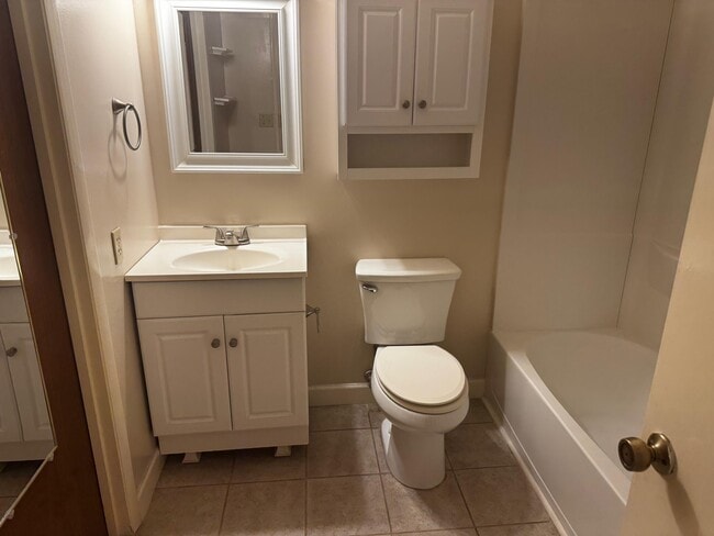 Photo - 345 Woodham Ct