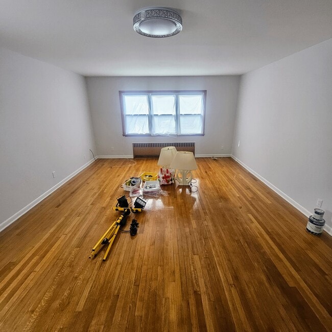 Living room - 109 Rockwell St Unit 2