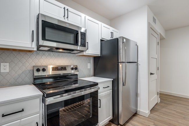 Photo - Beaux House at Bishop Ridge