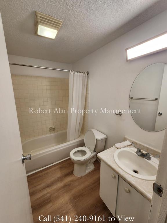 Photo - 320 NW 14th St