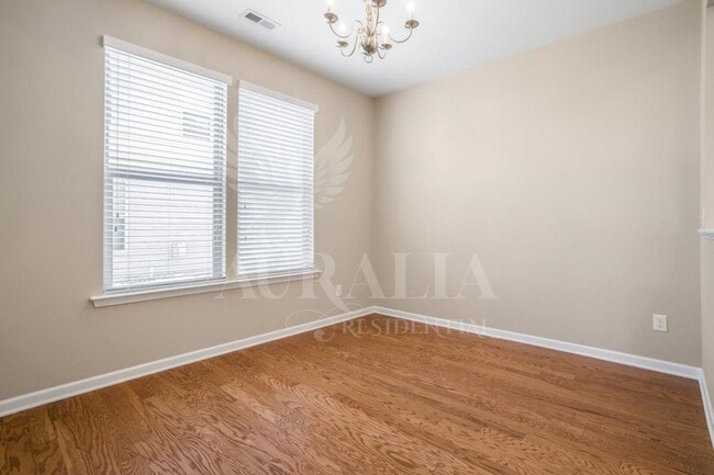 Photo - 4430 Hillsgrove Rd