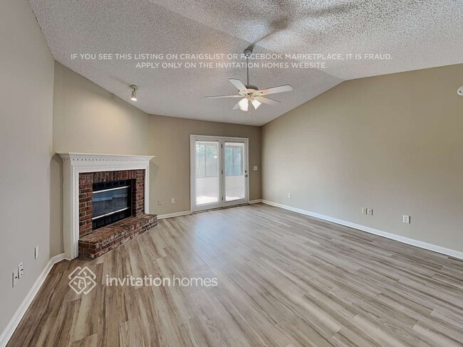 Photo - 1562 Candice Ct