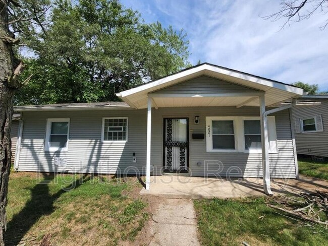 Building Photo - 4021 Ohio St Rental