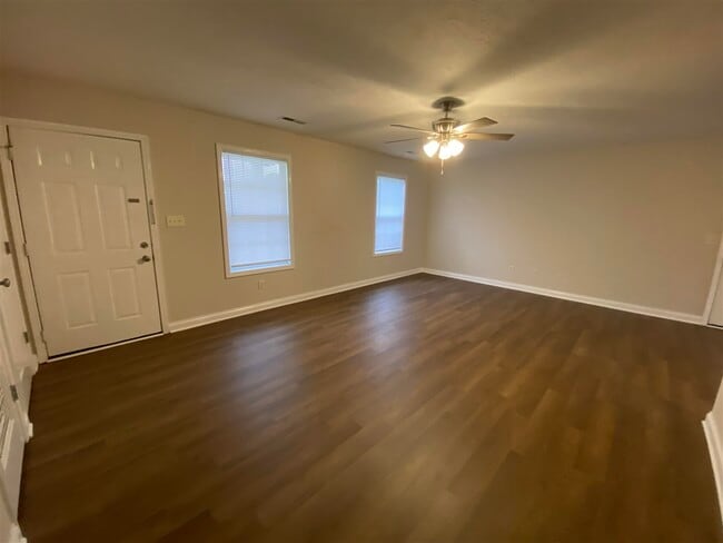 Photo - 4642 Woodstone Dr