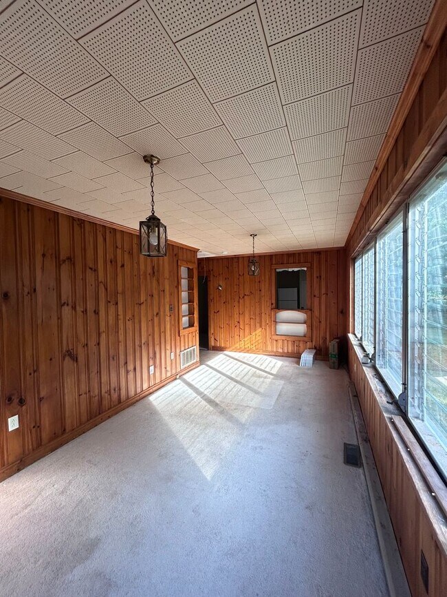 Photo - 2603 Lane Ave