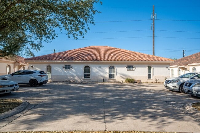 Photo - 604 Buena Vista Dr