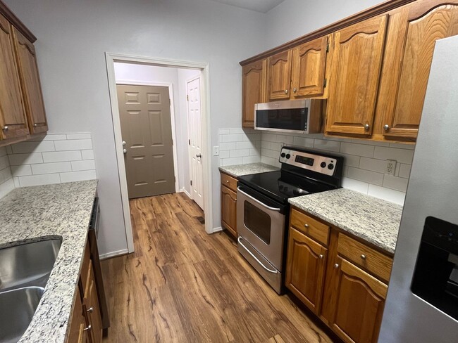 Photo - 603 Preston Dr