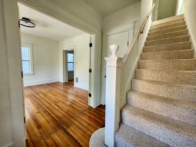 Photo - 35 Lawton St