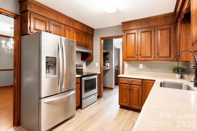 Photo - 5501 Biederbeck Dr