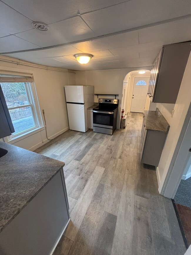 Photo - 37 Cash St Unit 37 Cash Street