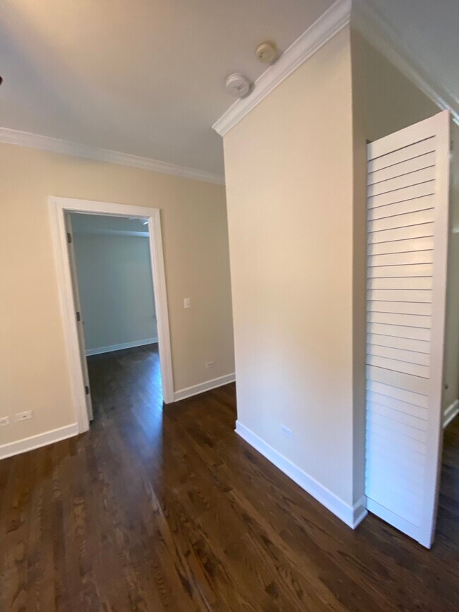 Photo - 3246 N Clifton Ave Unidad 1BD