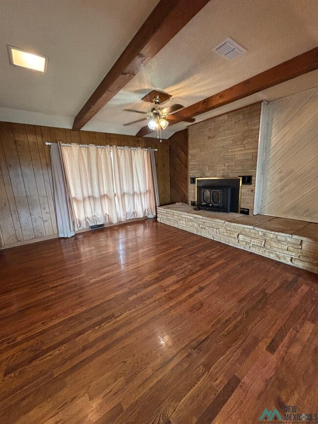 Photo - 1420 E 21st St