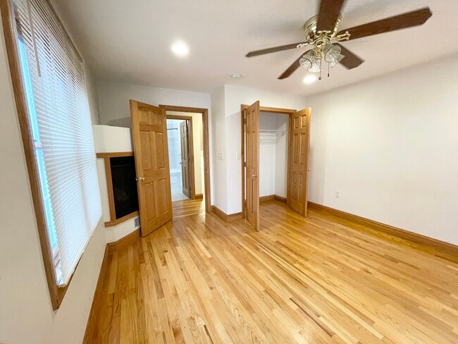 Photo - 241 W 3rd St Unit 2