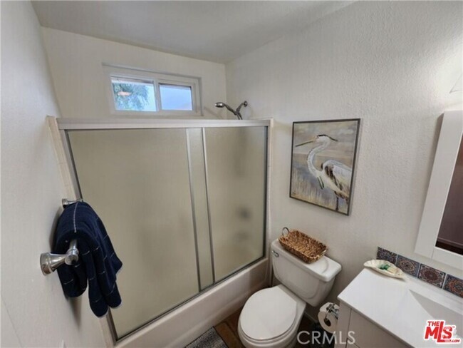Building Photo - 37200 Glen Oaks Rd Rental