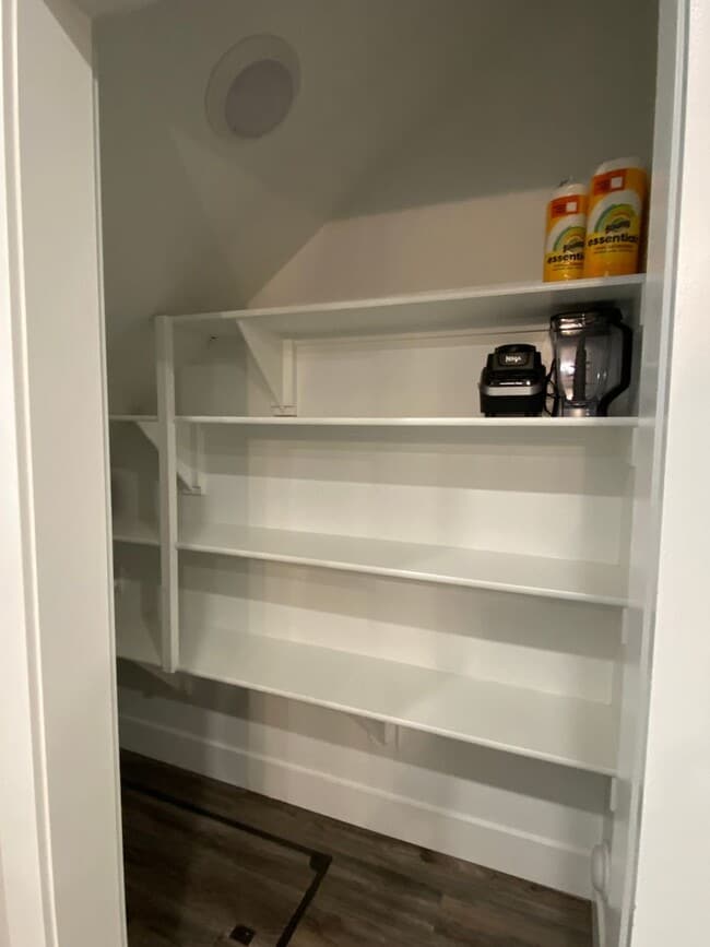 Photo - 1620 Hubbard Wy