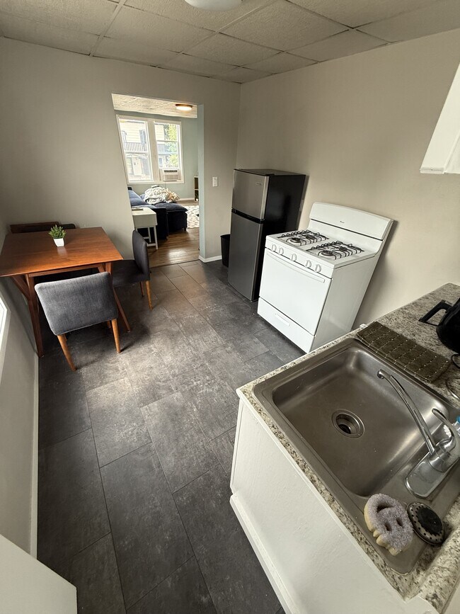 302 N Spring Ave Unit 3