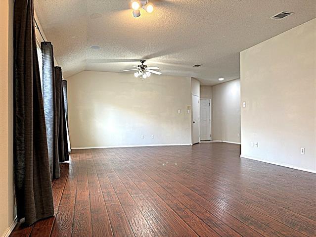 Photo - 9805 Nixon Dr