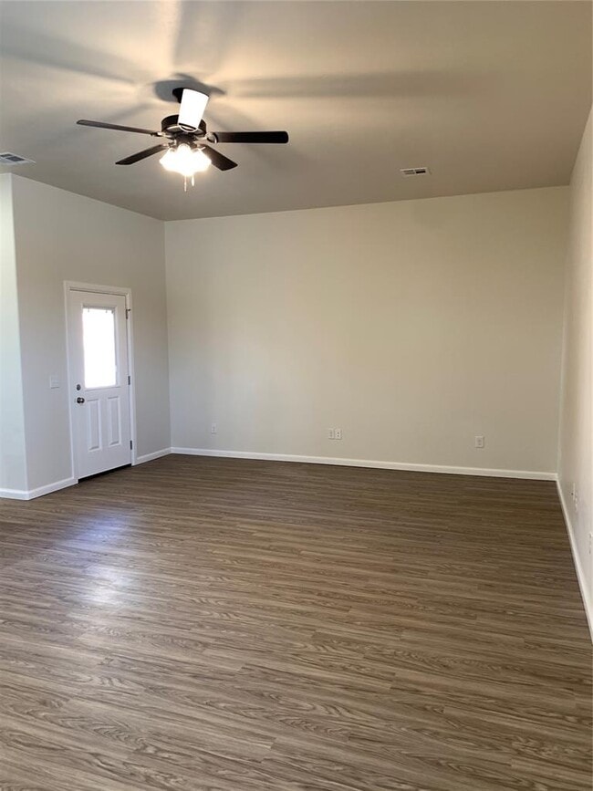 Photo - 3341 Enclave Pl