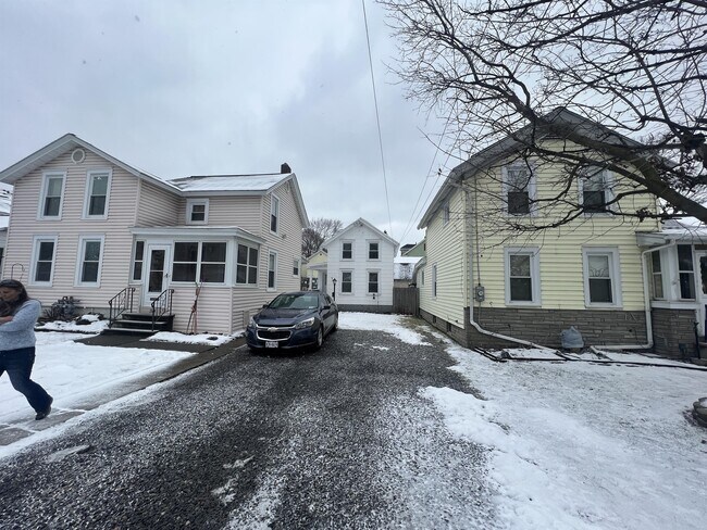 Photo - 314 Chemung St House
