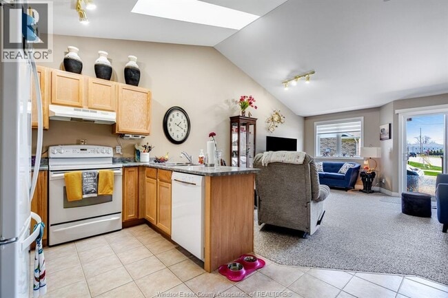 Photo - 3 Jans Crescent