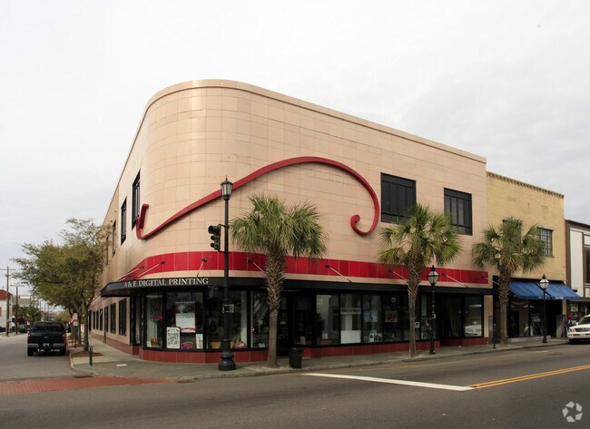 Primary Photo - King Street Lofts